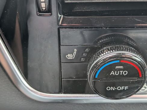 Used 2021 Nissan Rogue SL FWD image 20