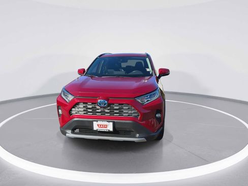 Certified 2021 Toyota RAV4 Limited image 3