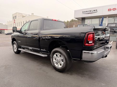 New 2026 RAM 2500 Big Horn AWD/4WD image 4