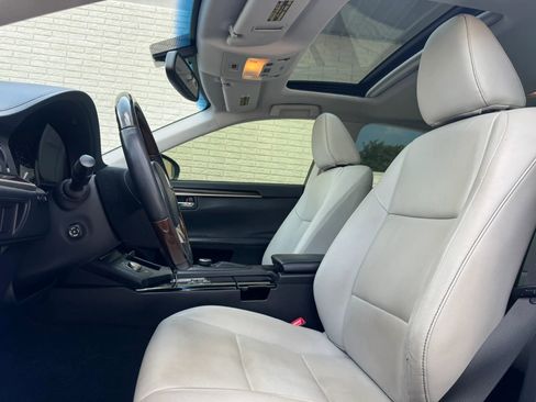 Used 2013 Lexus ES 350 w/ Premium Pkg FWD image 15