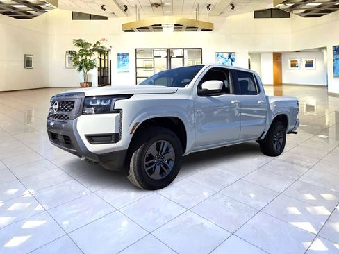 New 2026 Nissan Frontier SV w/ Tow Package image 2