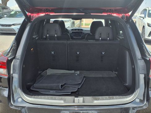Used 2021 Chevrolet TrailBlazer RS w/ Sun and Liftgate Package FWD image 14