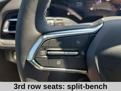 New 2026 Chevrolet Traverse LT FWD image 15