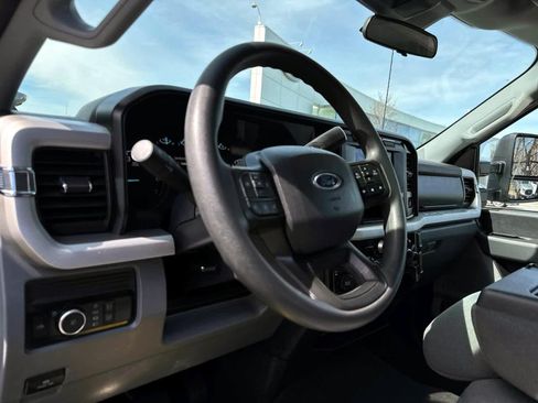 Used 2024 Ford F250 XLT image 16