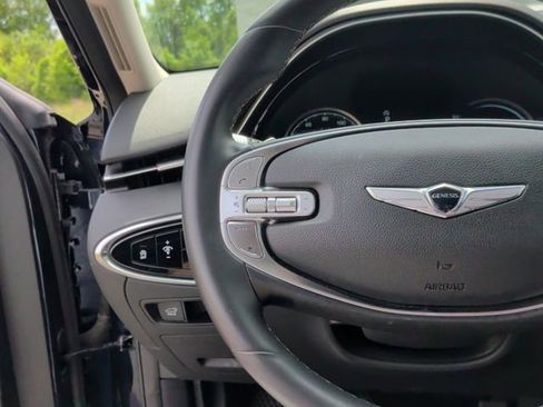 Used 2025 Genesis GV70 2.5T AWD/4WD image 15