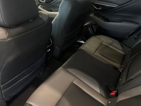 Certified 2025 Subaru Outback Onyx Edition image 11