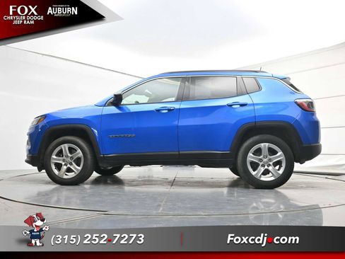 Used 2023 Jeep Compass Latitude w/ Convenience Group AWD/4WD image 20