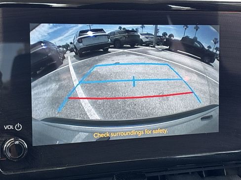 Used 2024 Toyota Corolla LE FWD image 20