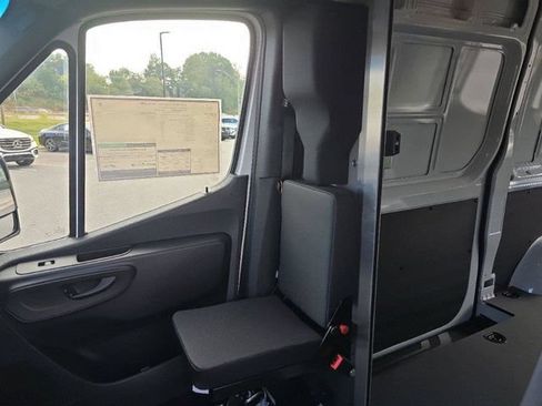 Certified 2026 Mercedes-Benz Sprinter 2500 image 21