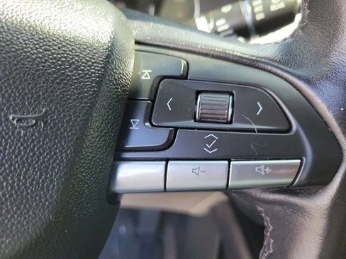 Used 2023 Cadillac XT4 Luxury FWD image 23