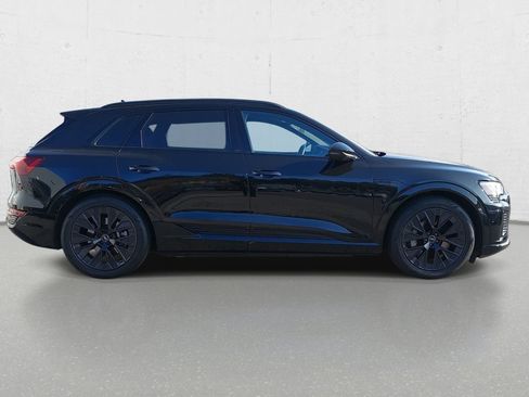 Used 2024 Audi Q8 e-tron Premium Plus w/ Prestige Package AWD/4WD image 4