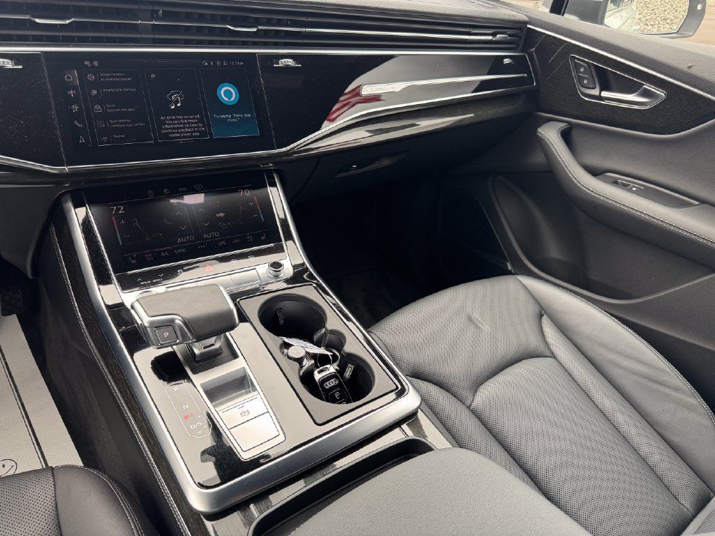 Used 2025 Audi Q7 3.0T Premium Plus AWD/4WD image 27
