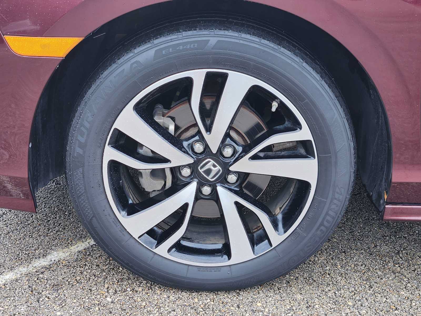 Used 2018 Honda Odyssey Elite image 9