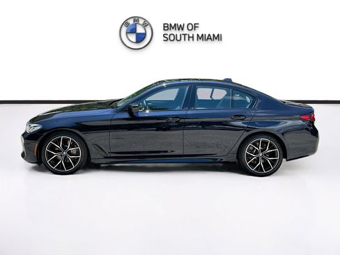 Certified 2023 BMW 530i xDrive w/ M Sport Package AWD/4WD image 4