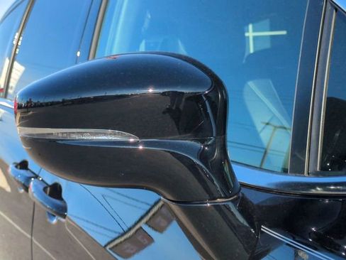 New 2026 Chrysler Pacifica Select image 12