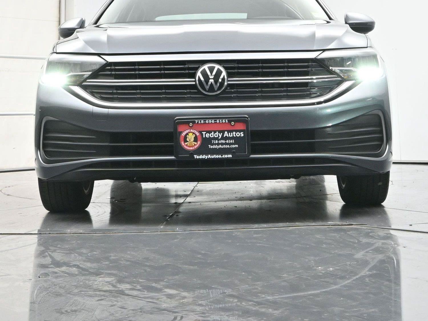 Certified 2023 Volkswagen Jetta SE FWD image 25