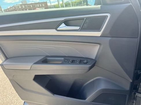 Used 2022 Volkswagen Atlas SE FWD image 15
