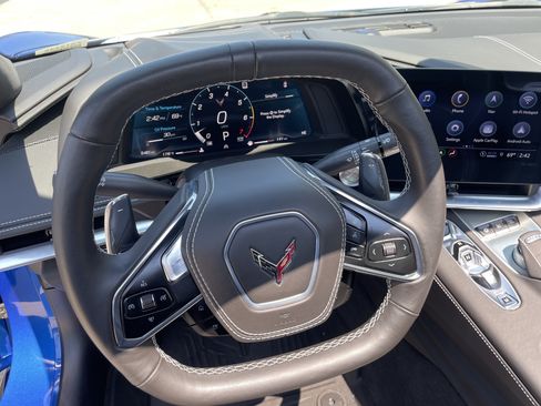 Used 2023 Chevrolet Corvette Stingray Premium Cpe w/ Z51 Performance Package RWD image 17