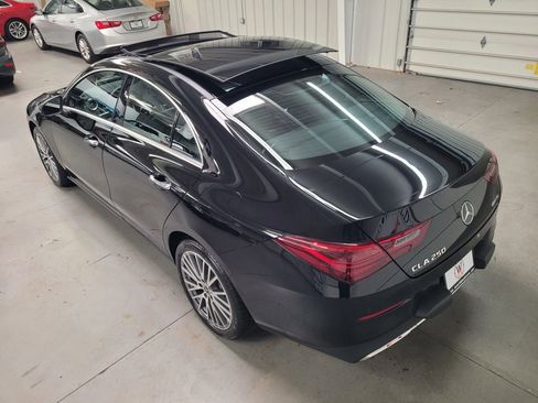 Used 2025 Mercedes-Benz CLA 250 4MATIC image 5