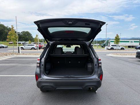 New 2026 Subaru Forester Touring AWD/4WD image 9