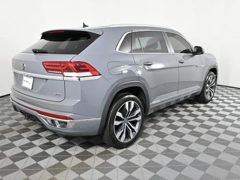 Used 2020 Volkswagen Atlas Cross Sport SEL R-Line image 10