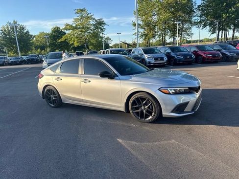 Certified 2024 Honda Civic Sport image 5