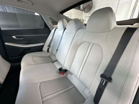 Used 2026 Hyundai Sonata SE FWD image 22
