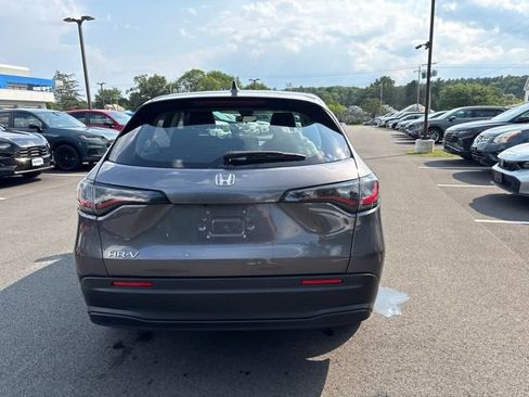 Certified 2024 Honda HR-V LX image 8