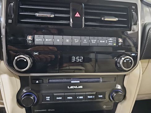 Used 2023 Lexus GX 460 Premium w/ Premium Package AWD/4WD image 26