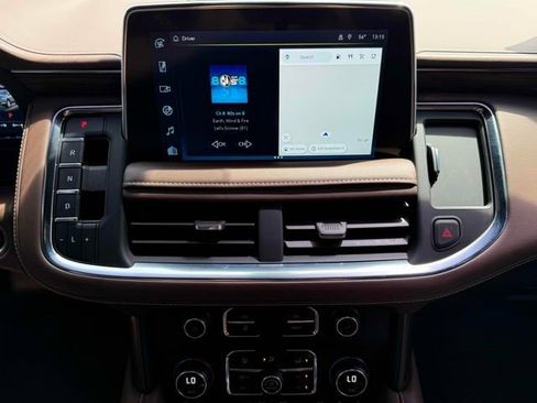Certified 2022 Chevrolet Suburban High Country w/ Max Trailering Package AWD/4WD image 7