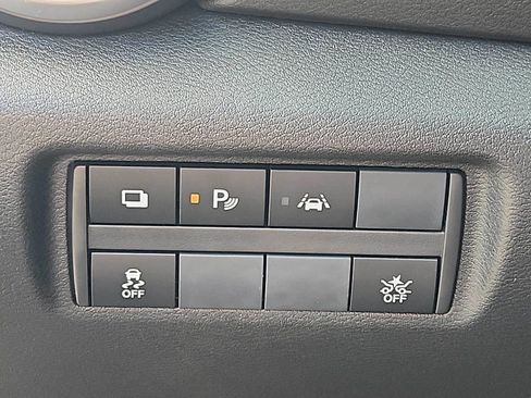 Used 2025 Nissan Versa S w/ Trunk Package FWD image 24