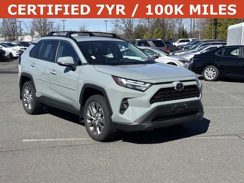 Used 2023 Toyota RAV4 XLE Premium image 1