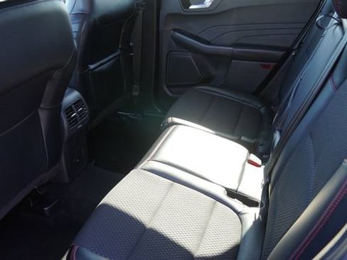 Used 2025 Ford Escape ST-Line AWD/4WD image 14