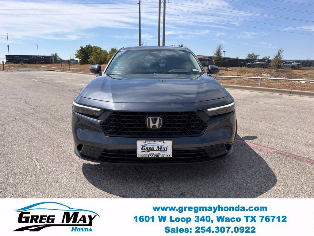 Used 2023 Honda Accord EX image 9