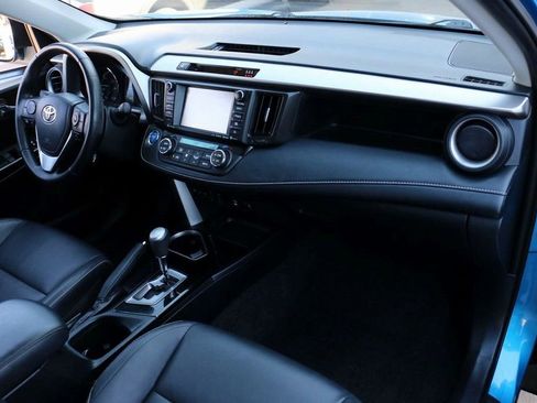 Used 2018 Toyota RAV4 Limited w/ Advanced Technology Package image 37