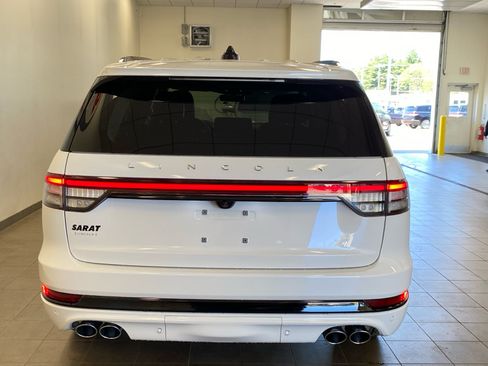 New 2026 Lincoln Aviator AWD image 6