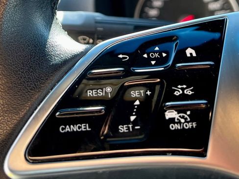 Used 2025 Mercedes-Benz Sprinter 2500 image 25