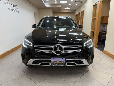 Certified 2022 Mercedes-Benz GLC 300 300 w/ Premium Package Lite image 2
