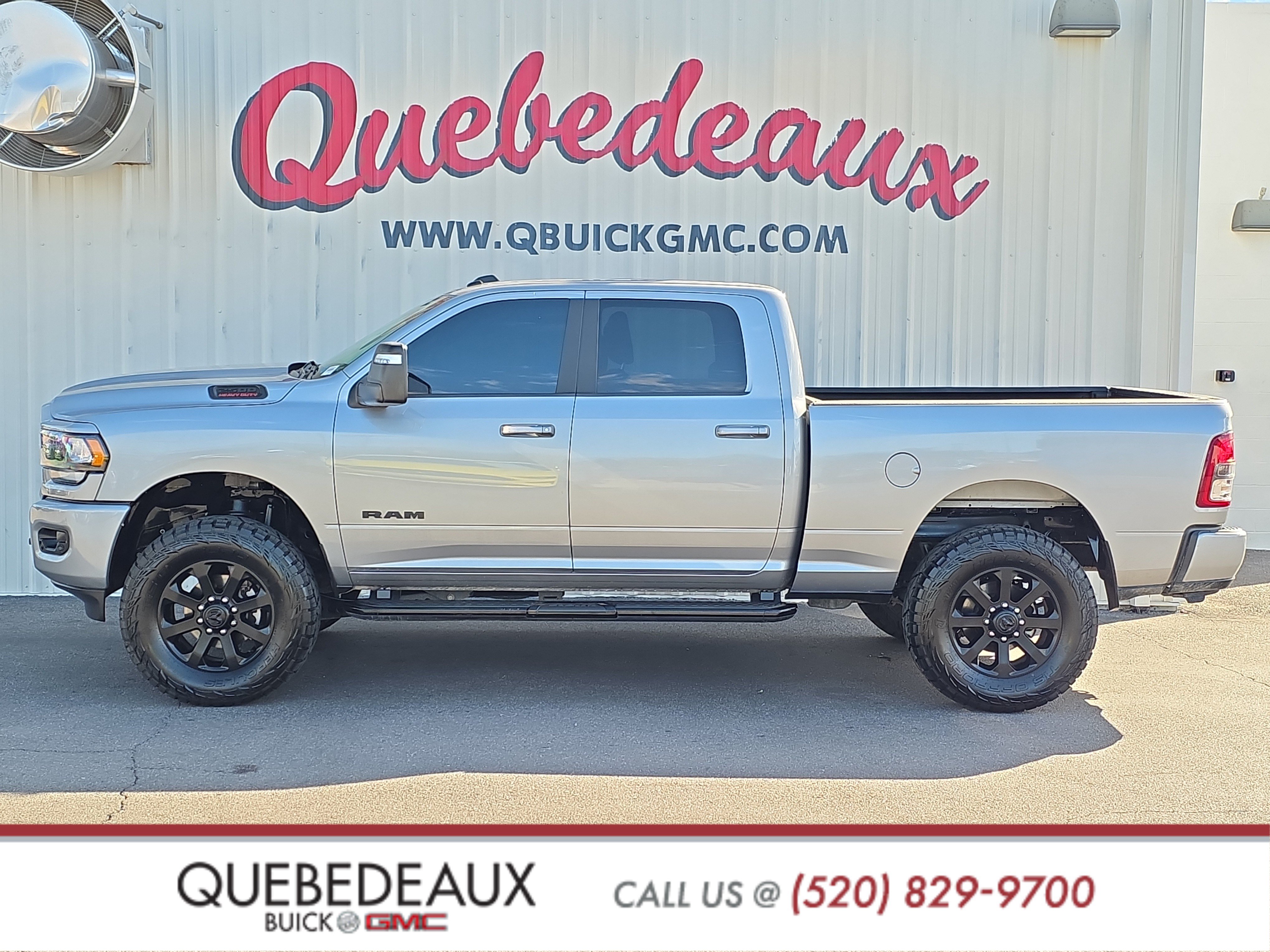 Used 2024 RAM 2500 Big Horn w/ Night Edition AWD/4WD image 5