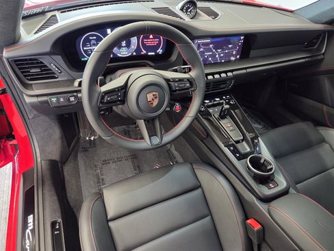 Used 2025 Porsche 911 Carrera GTS image 4