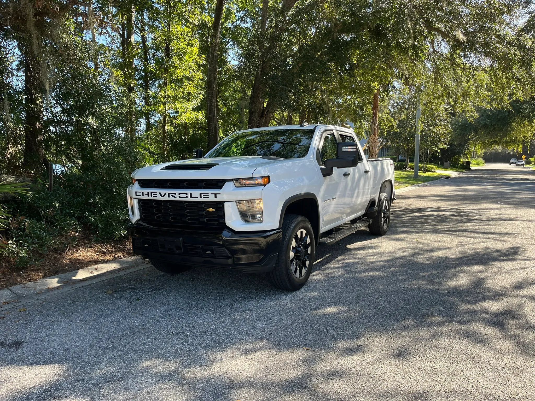 Used 2020 Chevrolet Silverado 2500 Custom w/ Custom Value Package AWD/4WD image 6
