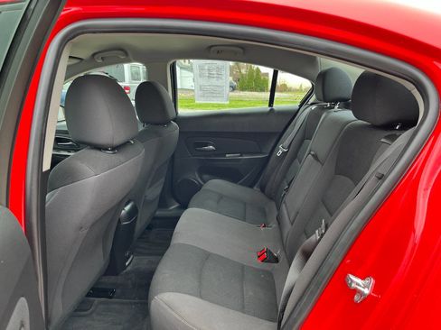 Used 2016 Chevrolet Cruze LT FWD image 18