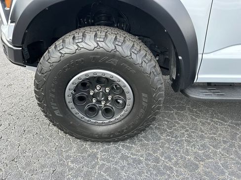 Certified 2025 Ford F150 Raptor AWD/4WD image 11