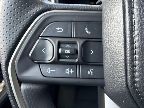 Certified 2026 Toyota 4Runner SR5 AWD/4WD image 25