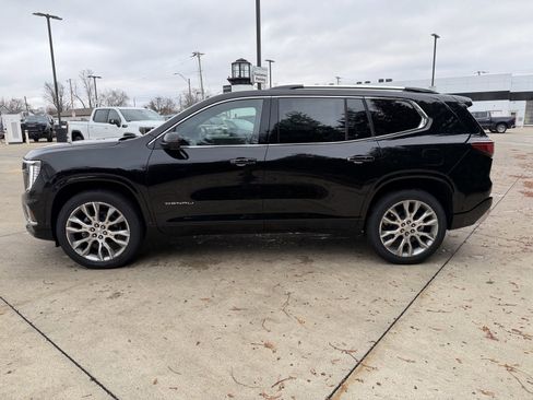 New 2026 GMC Acadia Denali w/ Super Cruise Package image 8