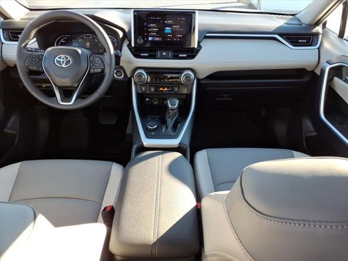 Used 2024 Toyota RAV4 XLE Premium image 11
