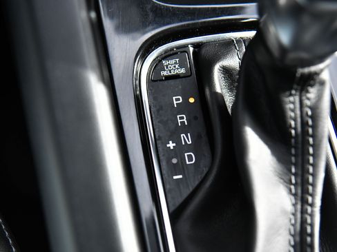 Used 2022 Kia Telluride LX image 24