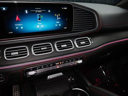 Certified 2024 Mercedes-Benz GLE 53 AMG 4MATIC image 31