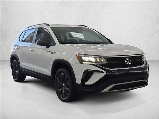 Used 2023 Volkswagen Taos S FWD image 3