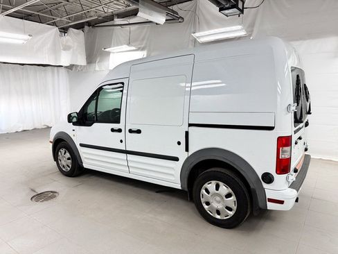 Used 2013 Ford Transit Connect XLT image 3